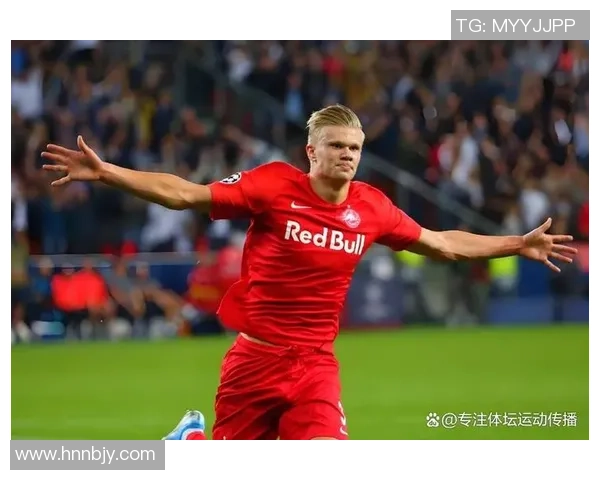 2025年度世界级足球明星排名揭晓顶级球员实力对比分析 2025年度世界级足球明星排名揭晓顶级球员实力对比分析