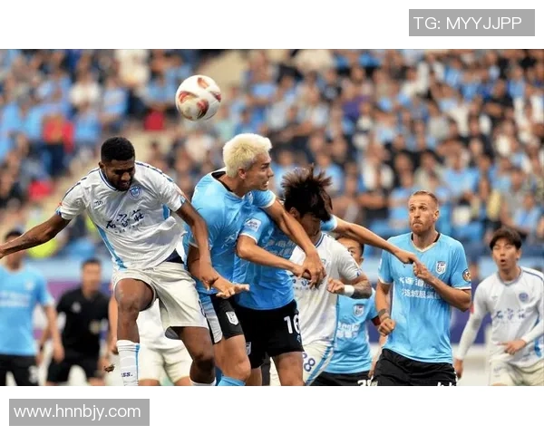 球星亲自解读赛事精彩瞬间 带你走进足球世界的独特视角 球星亲自解读赛事精彩瞬间 带你走进足球世界的独特视角